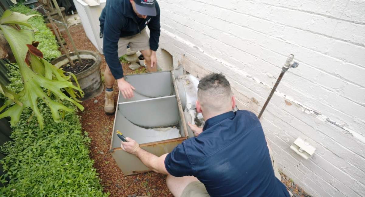 Ducted gas heater installation