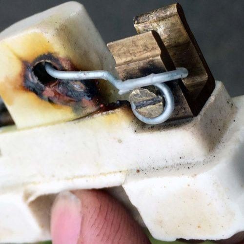 header-electrical-fuse-ouf6365338mlsp47ngrbpkn53nbzojs07sc02usjns.jpg